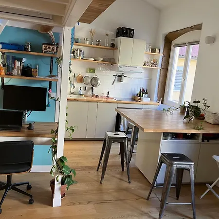 Atypical, Calme Et Lumineux Apartment *